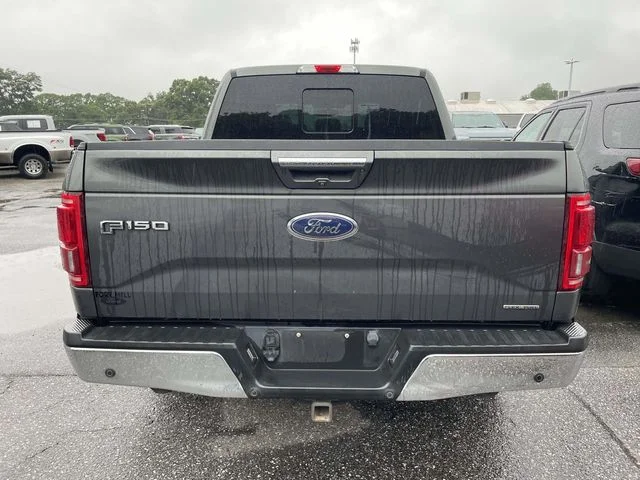 Used 2015 Magnetic Metallic Ford Lariat image 5