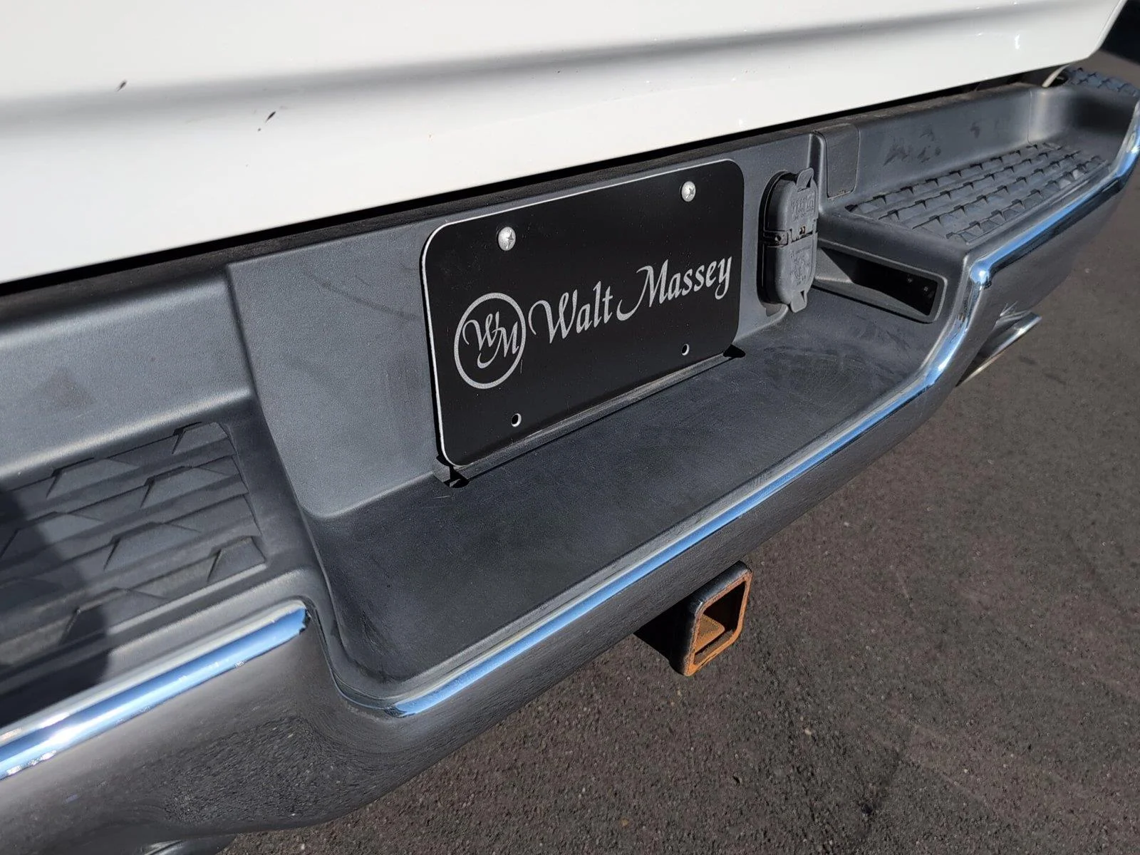 Used 2019 Ivory White Tri-Coat Pearlcoat Ram Laramie image 35