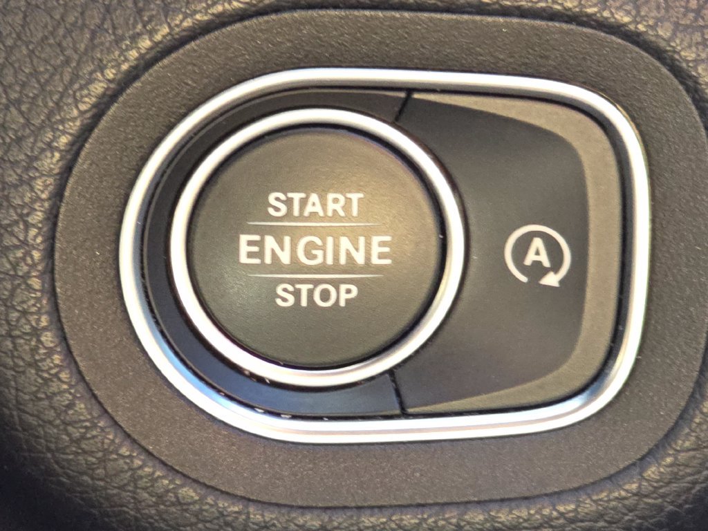Used 2021 Black Mercedes-Benz GLE 350 image 39