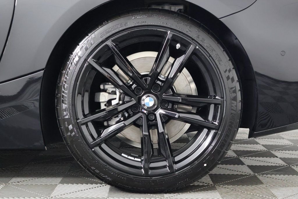 New 2026 Black Sapphire Metallic BMW sDrive30i image 10