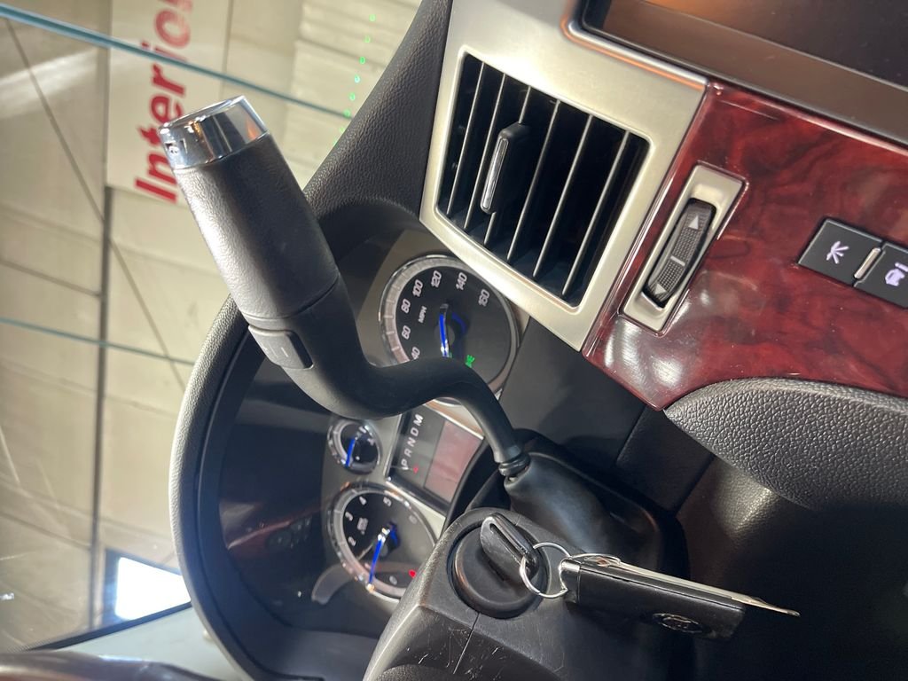 Used 2012 Black Cadillac Luxury image 23