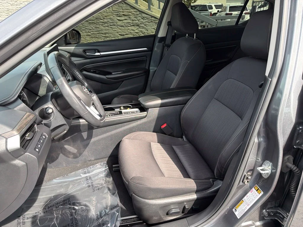 Used 2023 Gray Nissan 2.5 SV image 10