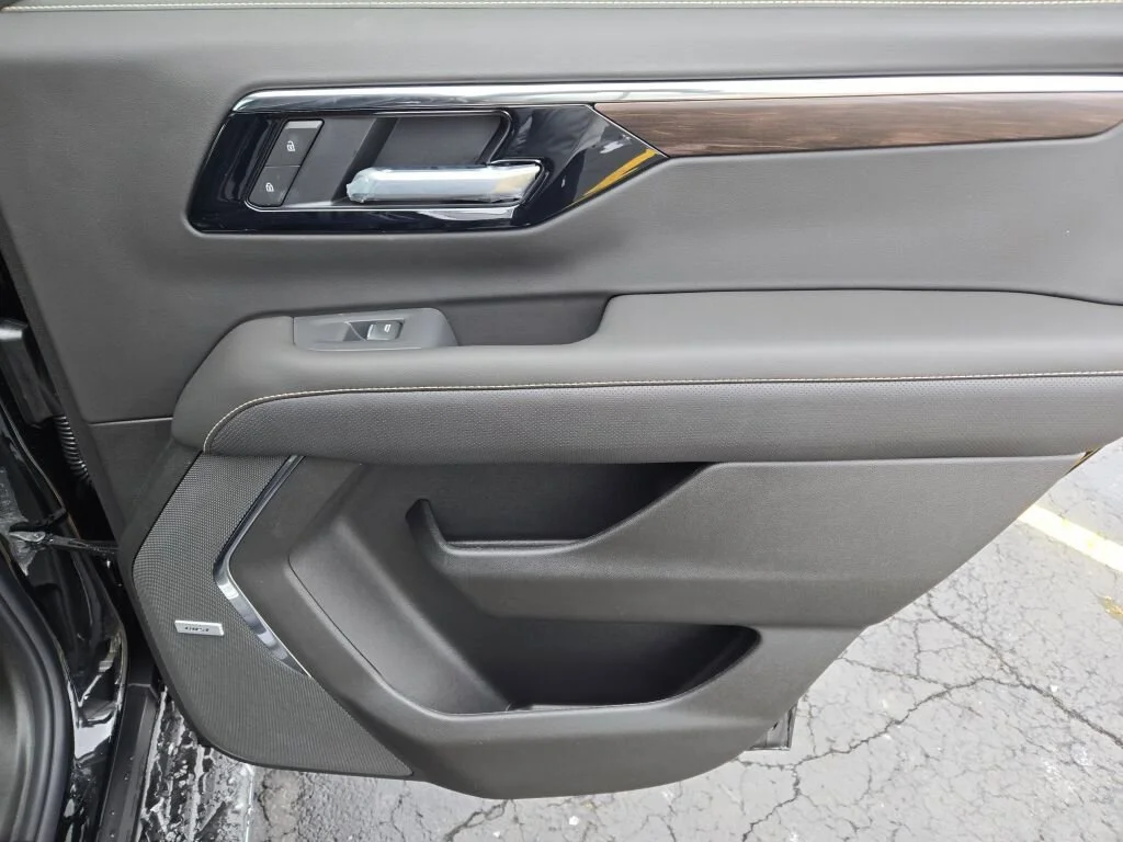 New 2026 Black Chevrolet Premier image 8