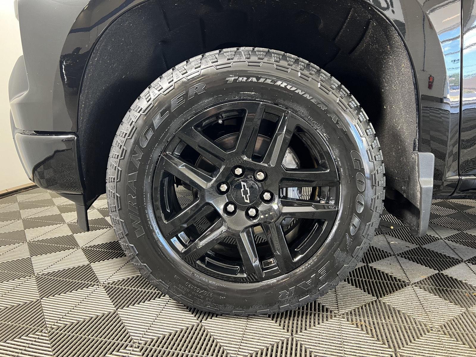 Used 2024 Black Chevrolet RST image 31