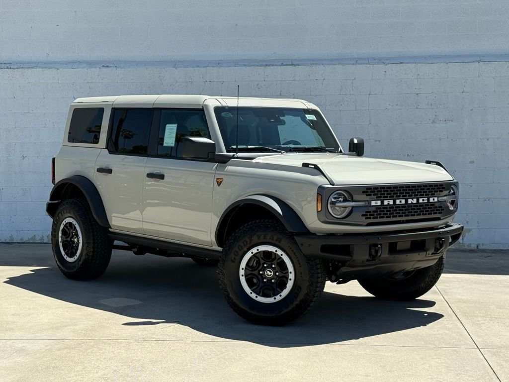 2026 Ford Bronco Badlands 4x4's photo