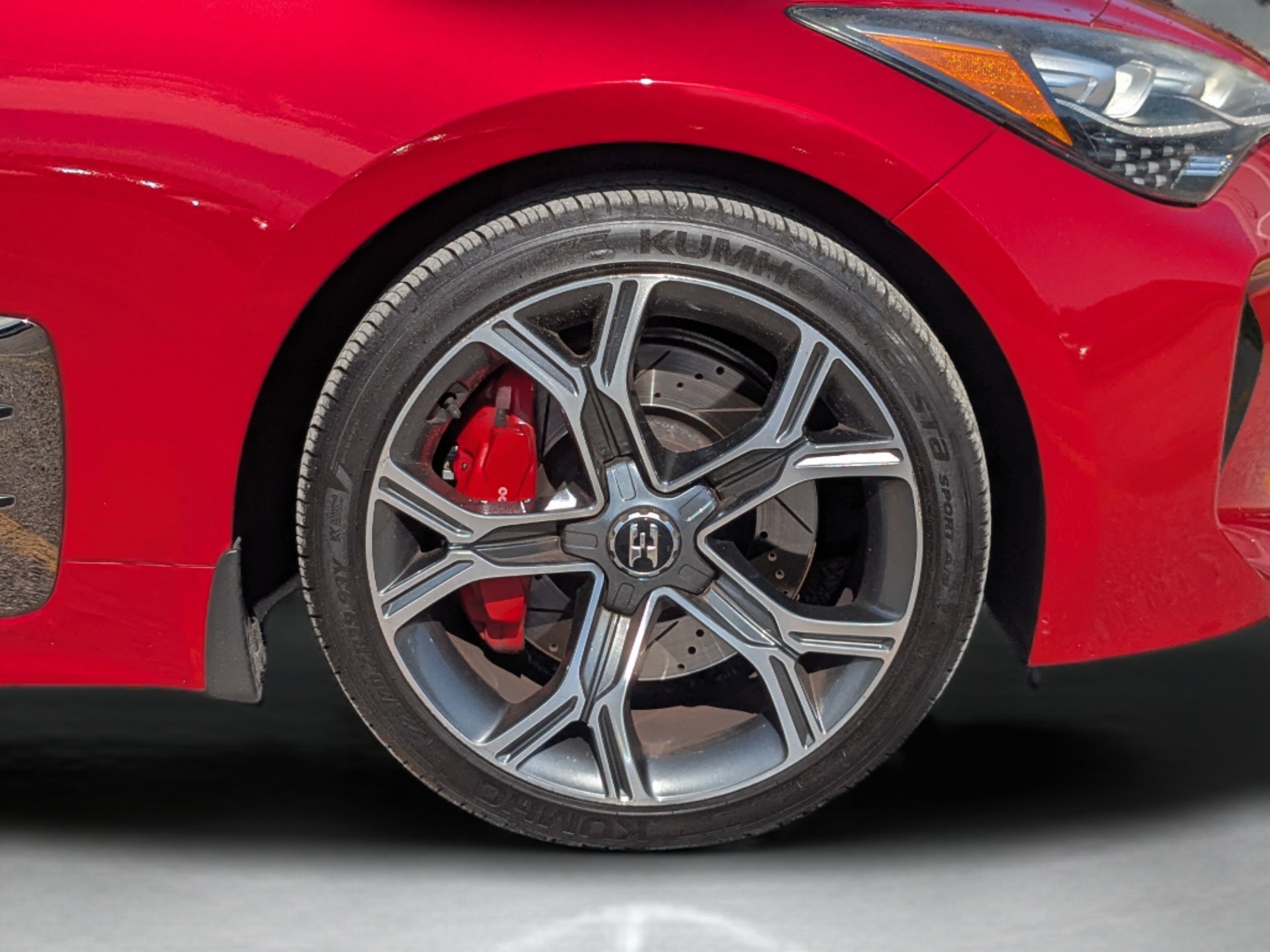 Used 2018 HiChroma Red Kia GT2 image 11