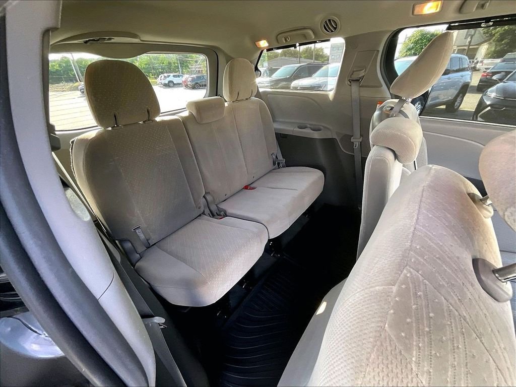 Used 2017 Gray Toyota LE image 17