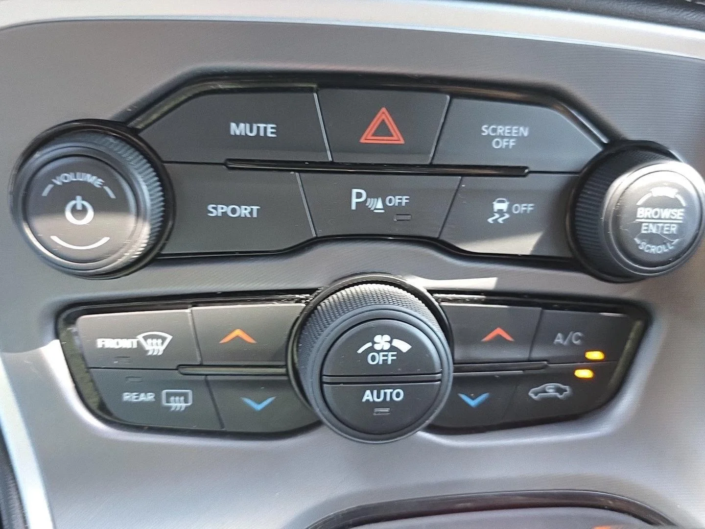 Used 2022 Torred Clearcoat Dodge GT image 15
