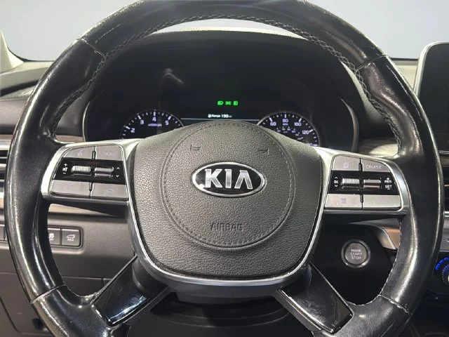 Used 2021 Gray Kia SX image 24