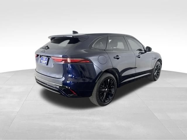 Used 2025  Jaguar P250 R-Dynamic S image 5
