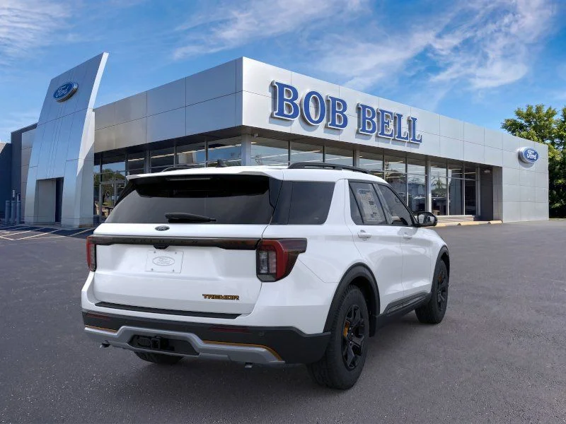 New 2026 Star White Metallic Tri-Coat Ford Tremor® image 8