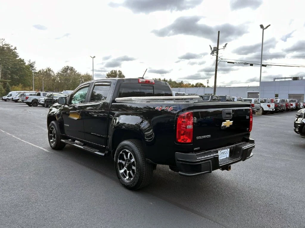 Used 2016 Black Chevrolet LT image 5