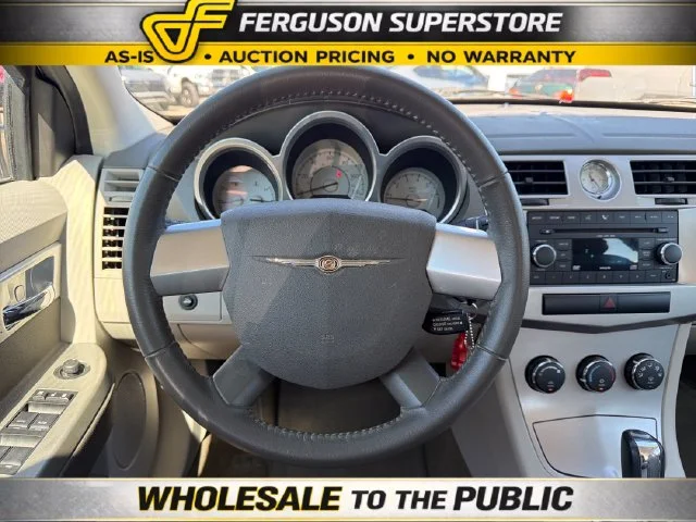 Used 2009 Beige Chrysler Touring image 10