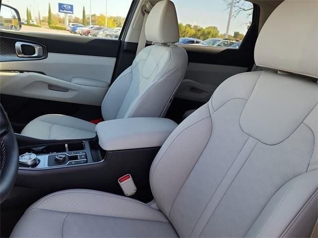 2026 Kia Sorento EX Hybrid - Photo 14