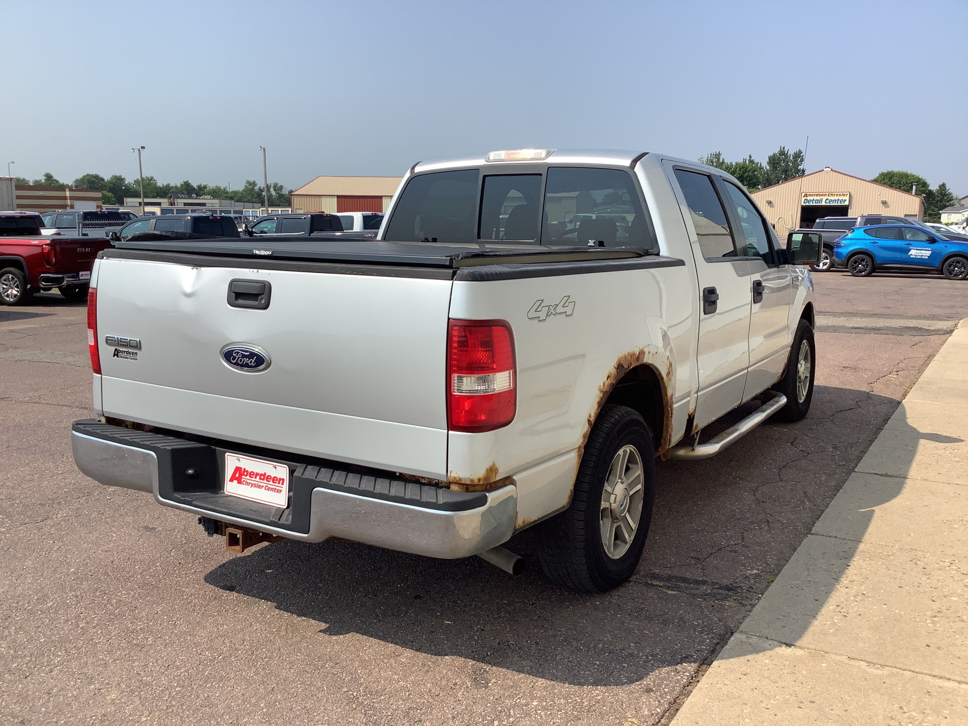Used 2005 Silver Ford XLT image 5
