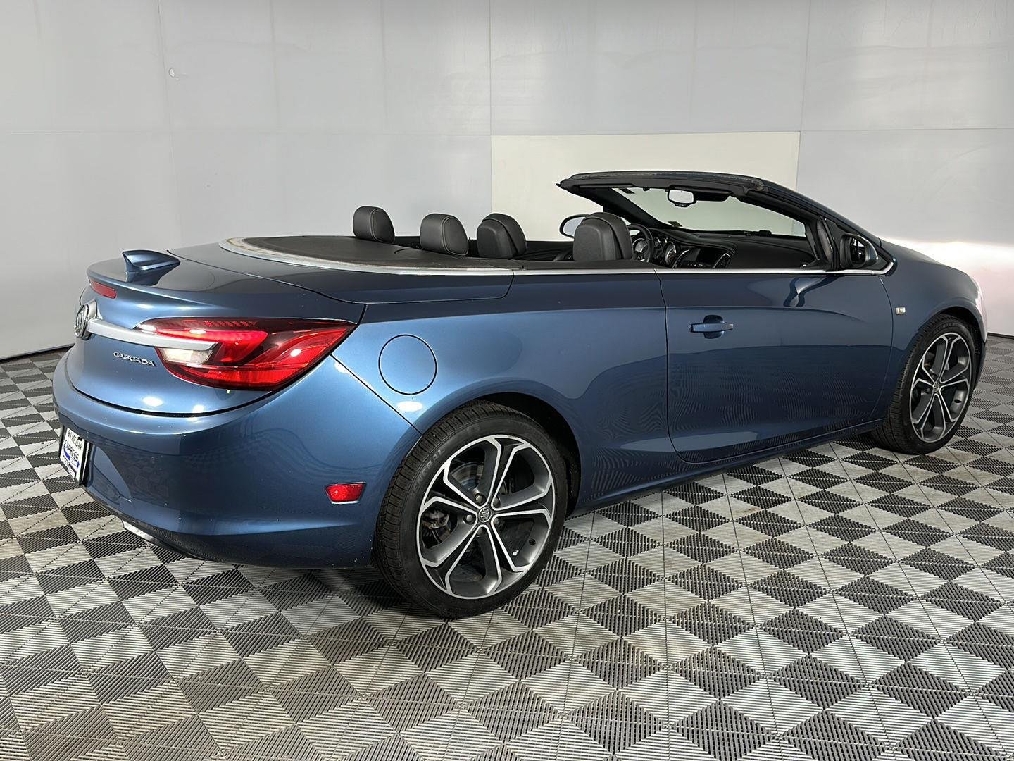 Used 2016 Sky Buick Premium image 33