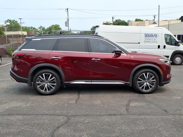 Used 2022 Red INFINITI Autograph image 5