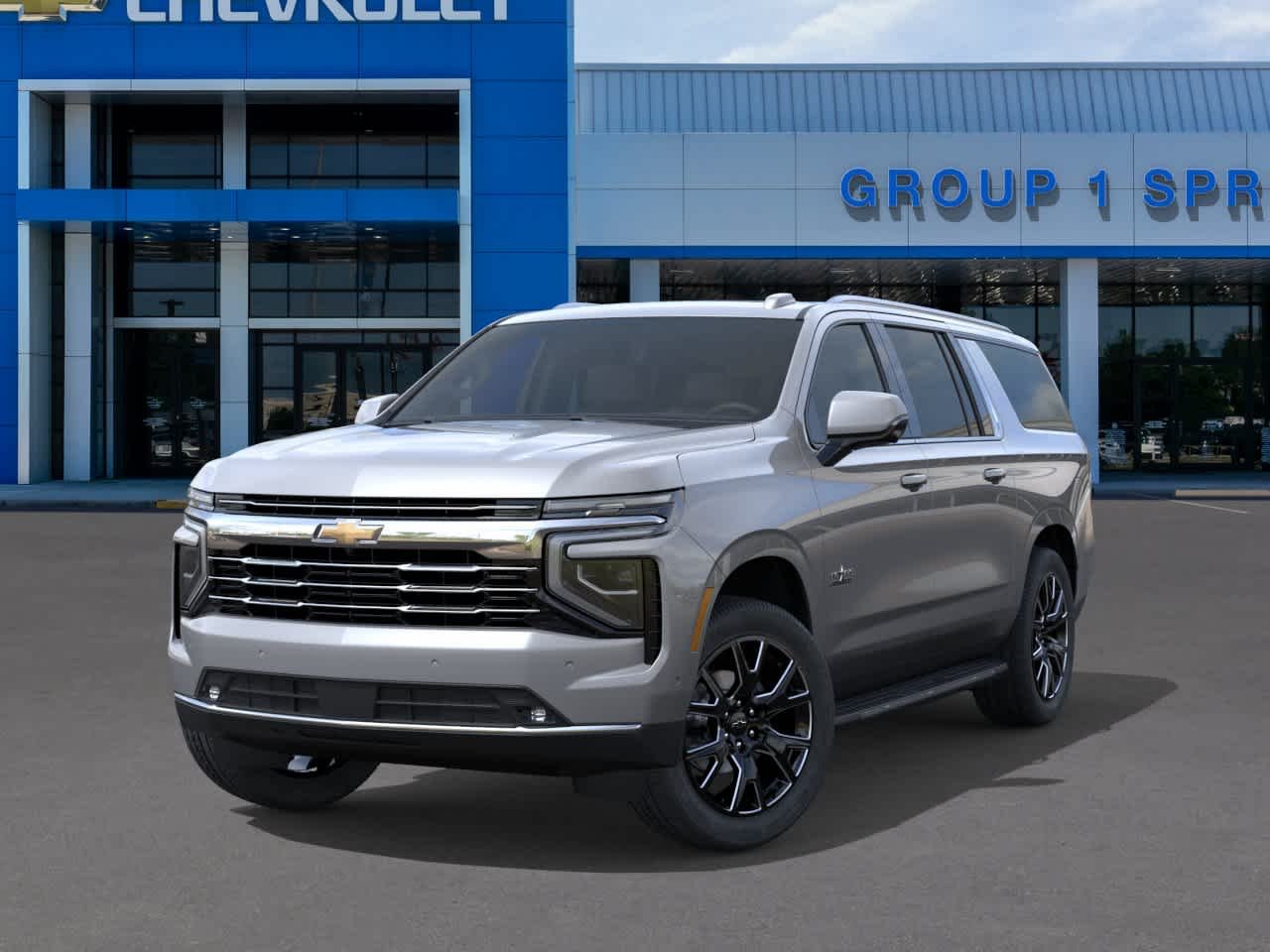 2026 Chevrolet Suburban LT - Photo 6