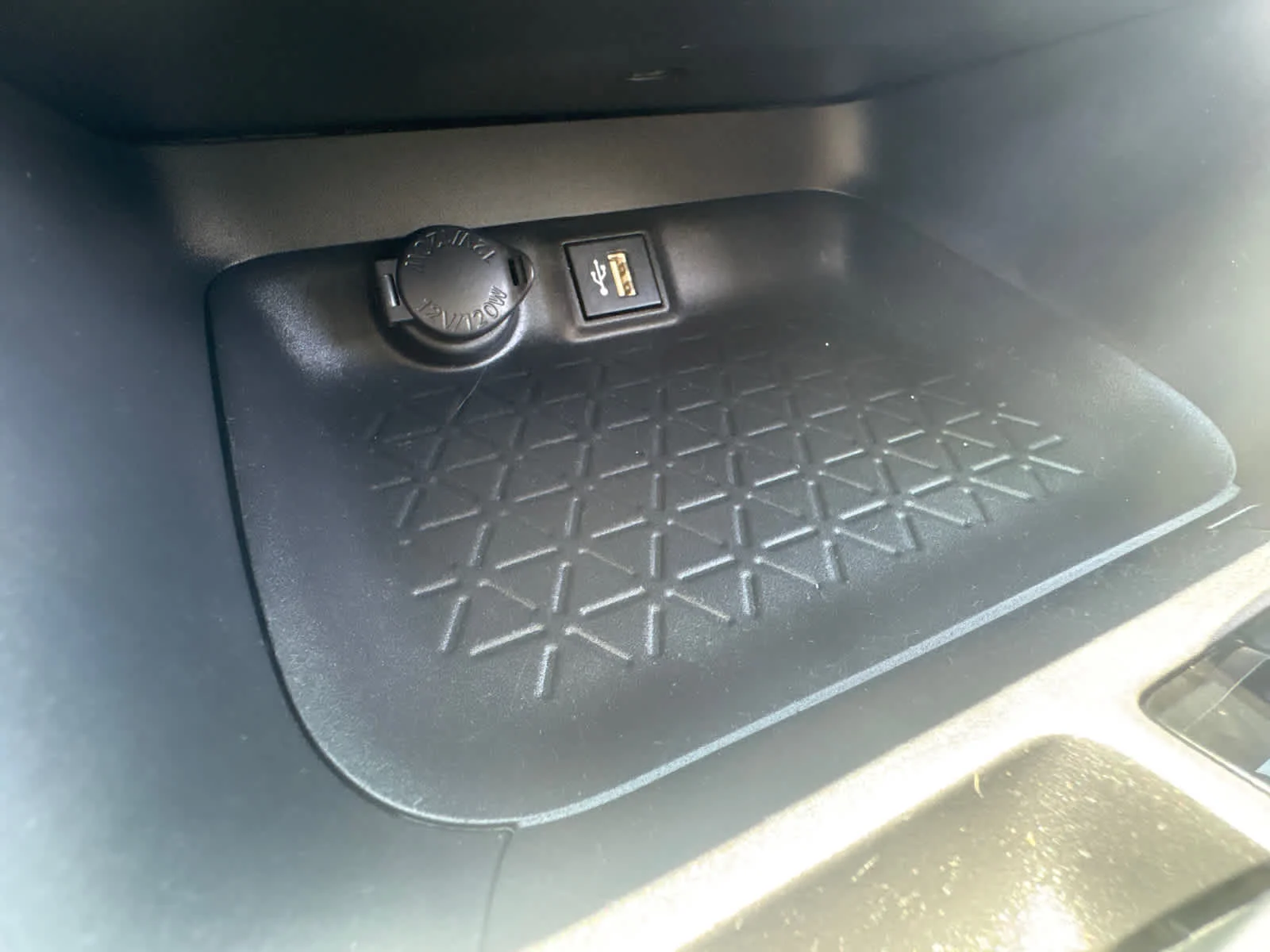 Used 2023 Silver Sky Metallic Toyota XLE image 28