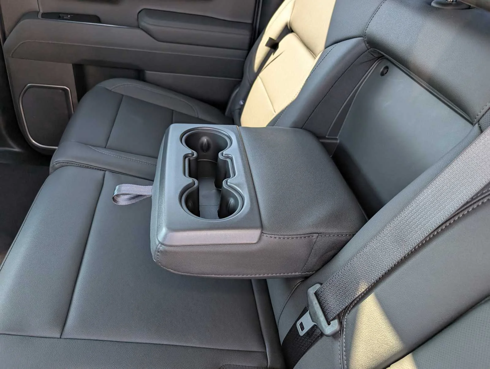 New 2026 Sterling Metallic GMC SLT image 19