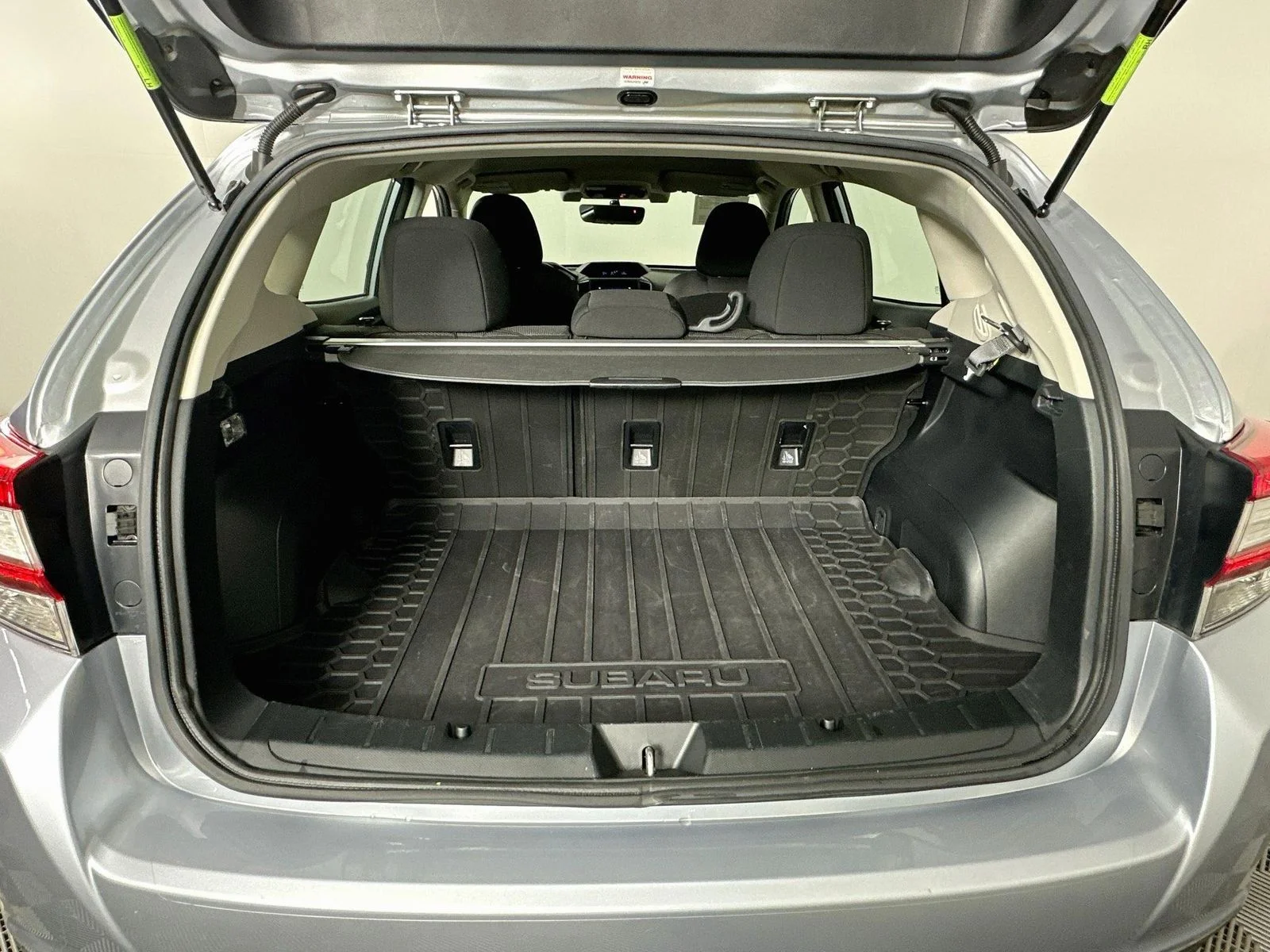 Used 2019 Ice Silver Metallic Subaru 2.0i image 23