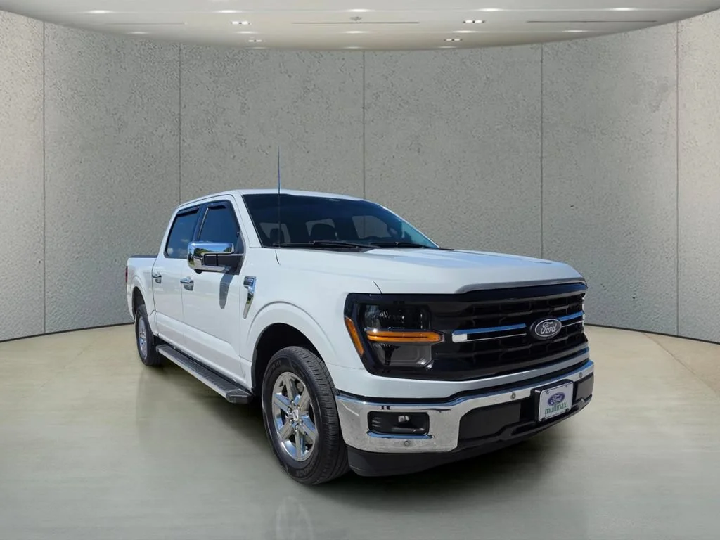 Used 2024 Avalanche Ford XLT image 13