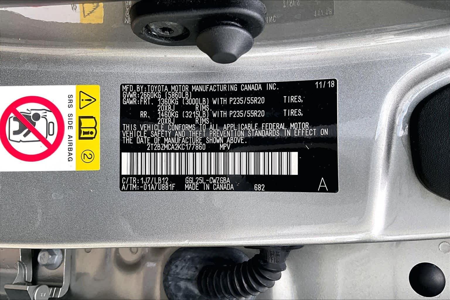 Used 2019 Atomic Silver Lexus  image 34