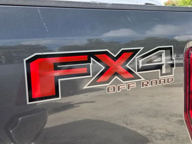 Used 2020 Gray Ford XL image 5