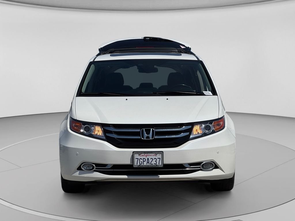 Used 2014 White Diamond Pearl Honda Touring image 14
