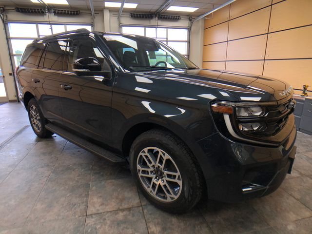 2026 Ford Expedition Active 4x4's photo