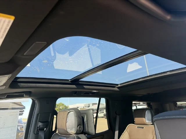 New 2027 White GMC Denali Ultimate image 23