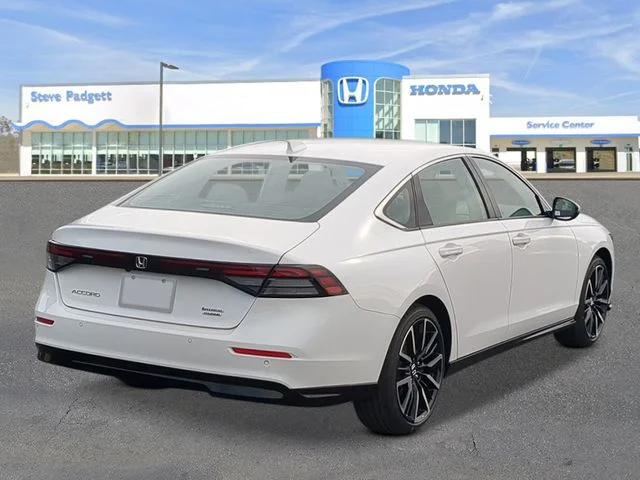 New 2026 Platinum White Pearl Honda Touring image 6