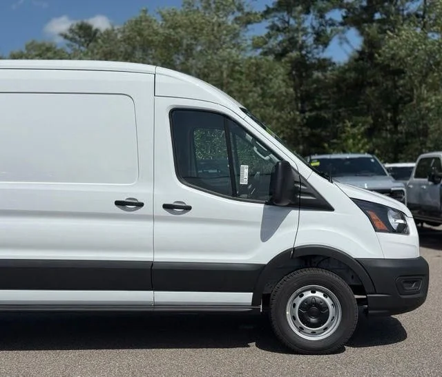 New 2026 Oxford White Ford Cargo Van image 4