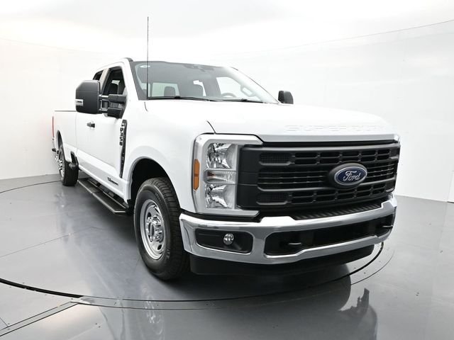New 2026 Oxford White Ford F-350® XL image 42