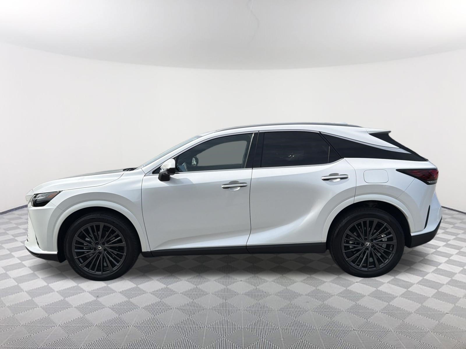Used 2025 White Pearl Lexus 350 Premium image 13