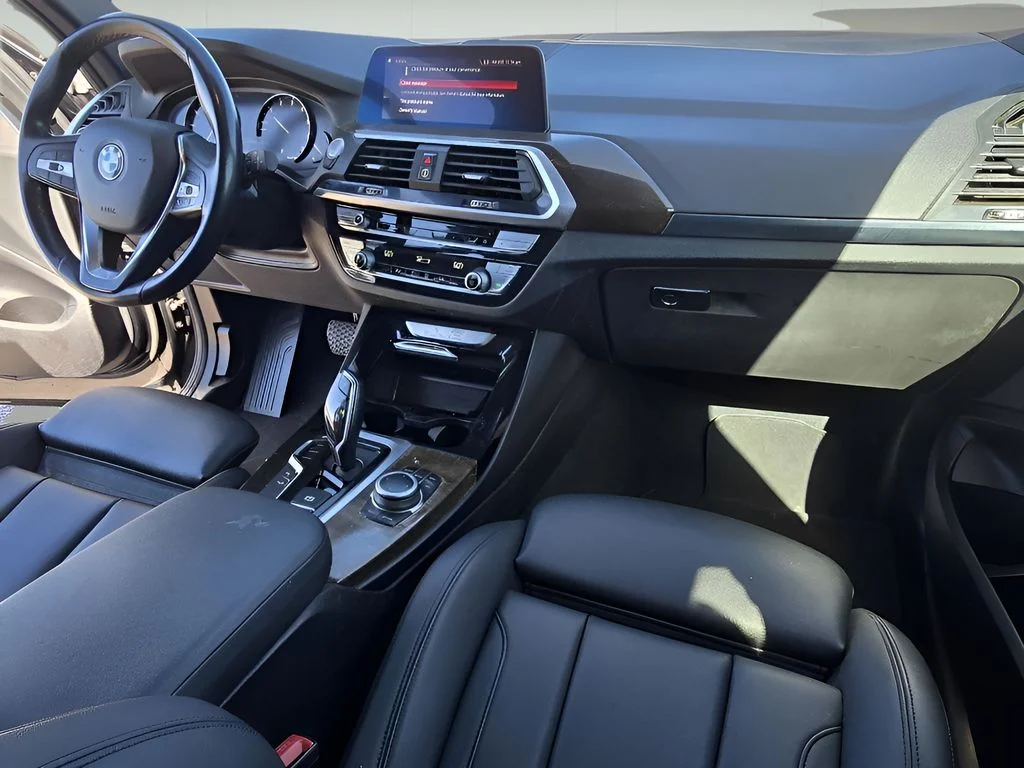 Used 2020 Jet Black BMW xDrive30i image 23