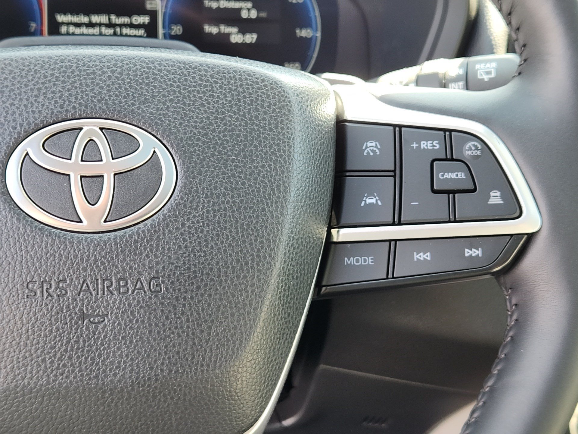 Used 2025 Red Toyota Platinum image 19