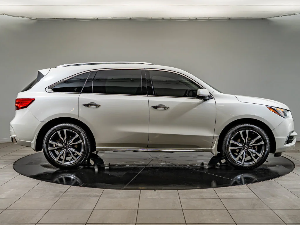 Used 2019 White Diamond Pearl Acura 3.5L Advance Package image 4