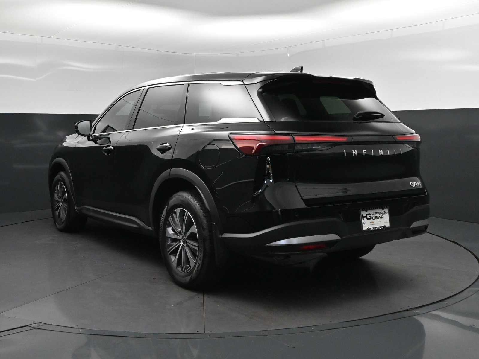 Used 2026 Black INFINITI PURE image 5