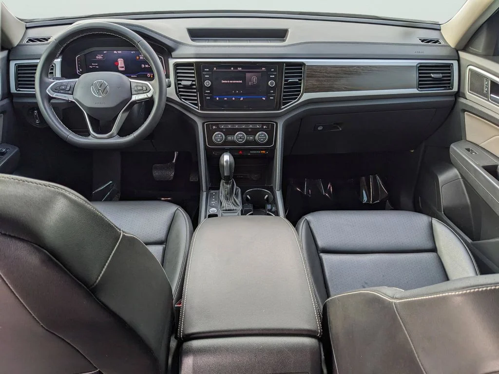 2023 Volkswagen Atlas SE w/Tech - Photo 13