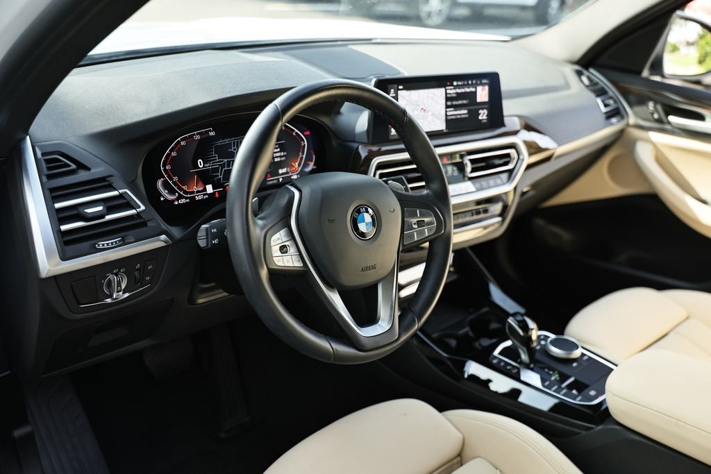 Used 2024 Mineral White Metallic BMW sDrive30i image 15