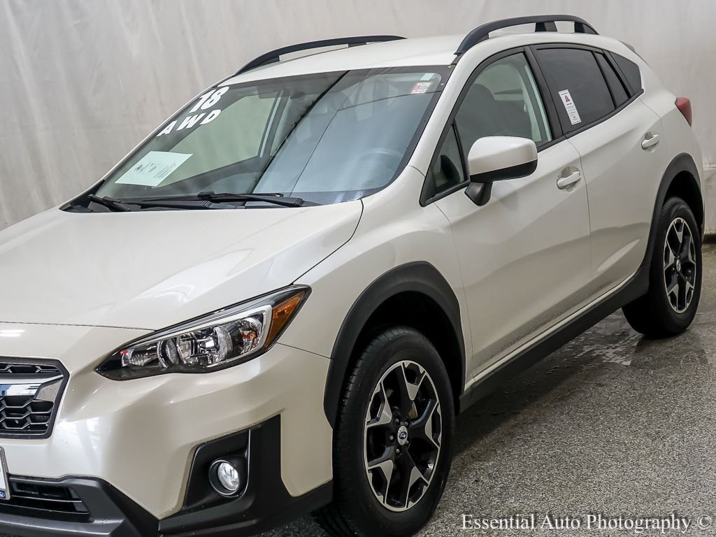 Used 2018 Crystal White Pearl Subaru 2.0i Premium image 4