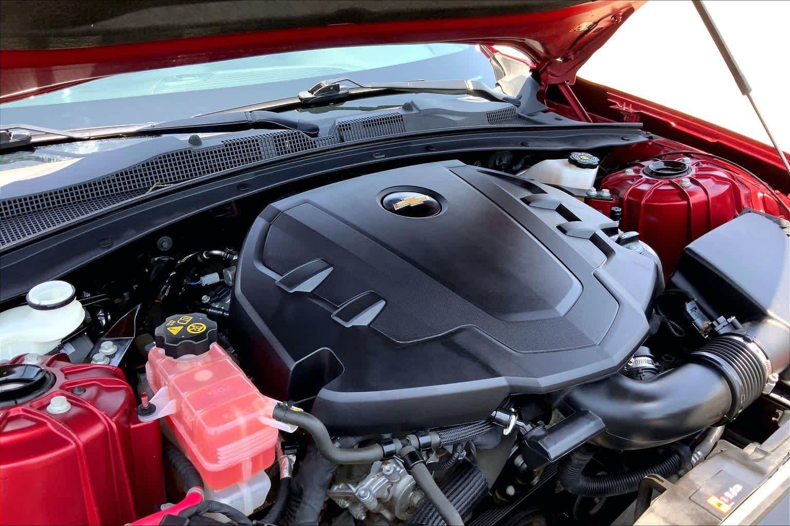 Used 2022 Wild Cherry Tintcoat Chevrolet 2LT image 30