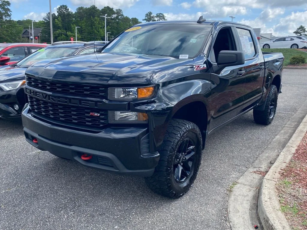 Used 2019 Black Chevrolet Custom Trail Boss image 2