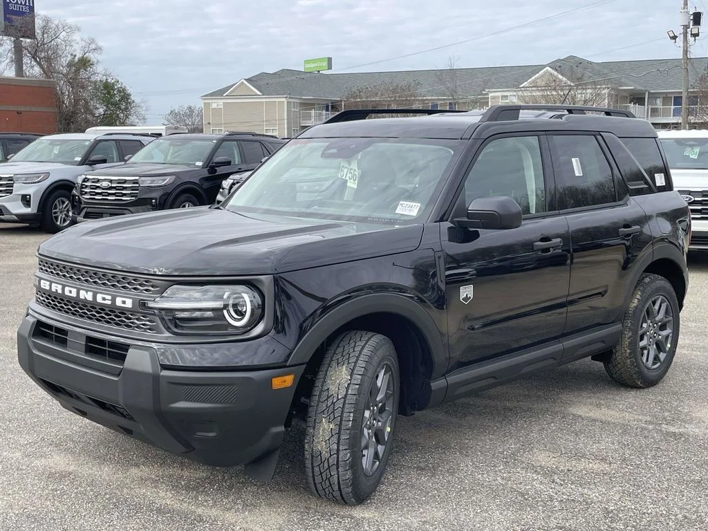 New 2025 Shadow Black Ford Big Bend® image 7
