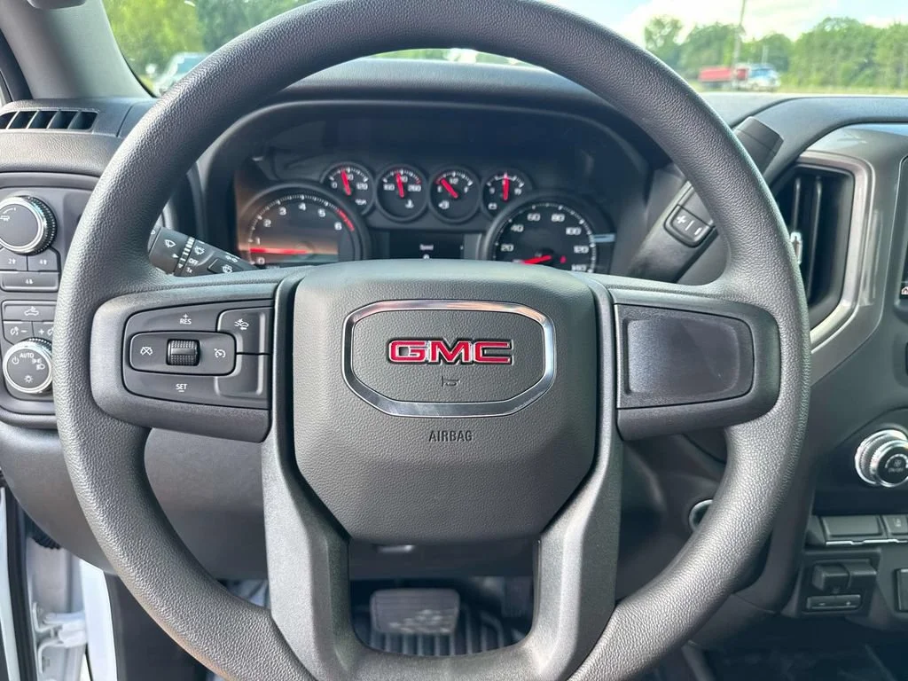 New 2026 Summit White GMC Pro image 34