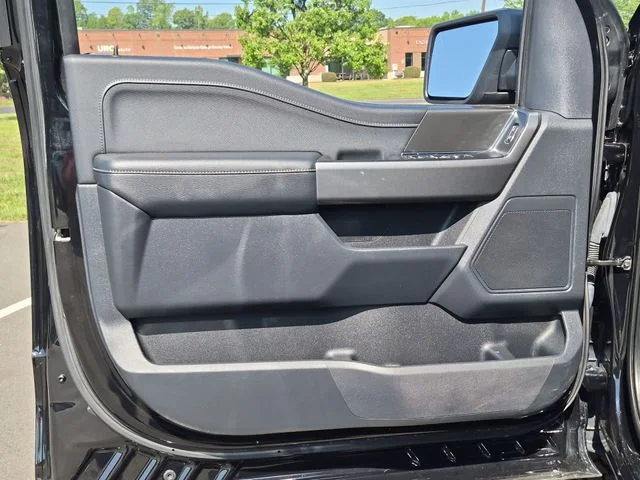 Used 2022 Black Ford XLT image 19