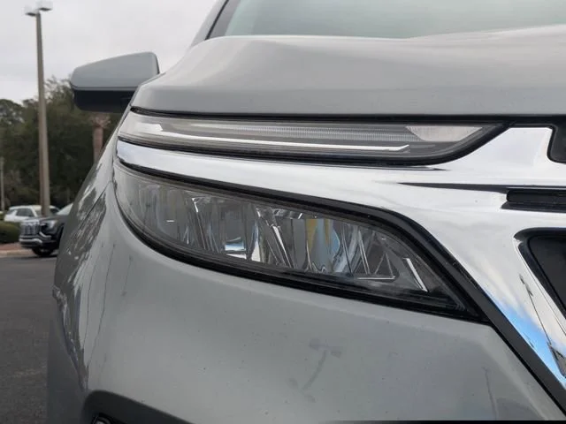 Used 2024 Sterling Gray Metallic Chevrolet LT image 10