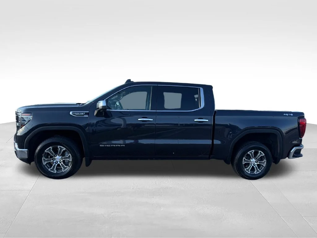 Used 2025 Silver GMC SLT image 2