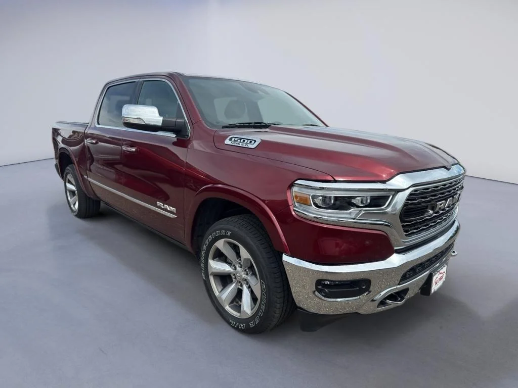 Used 2022 Delmonico Red Pearlcoat Ram Limited image 4